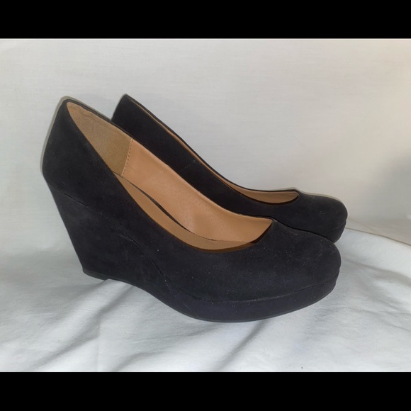 Apt 9 Black Suede Wedges - Picture 2 of 4